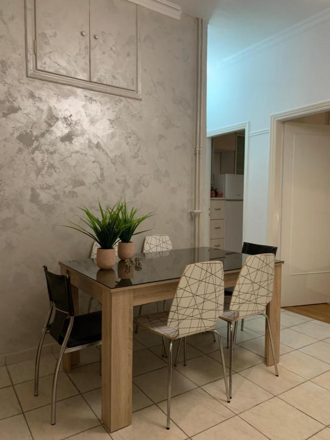 2 Bedrooms Apartment Center Of Athens 4 Min Subway Atenas Exterior foto